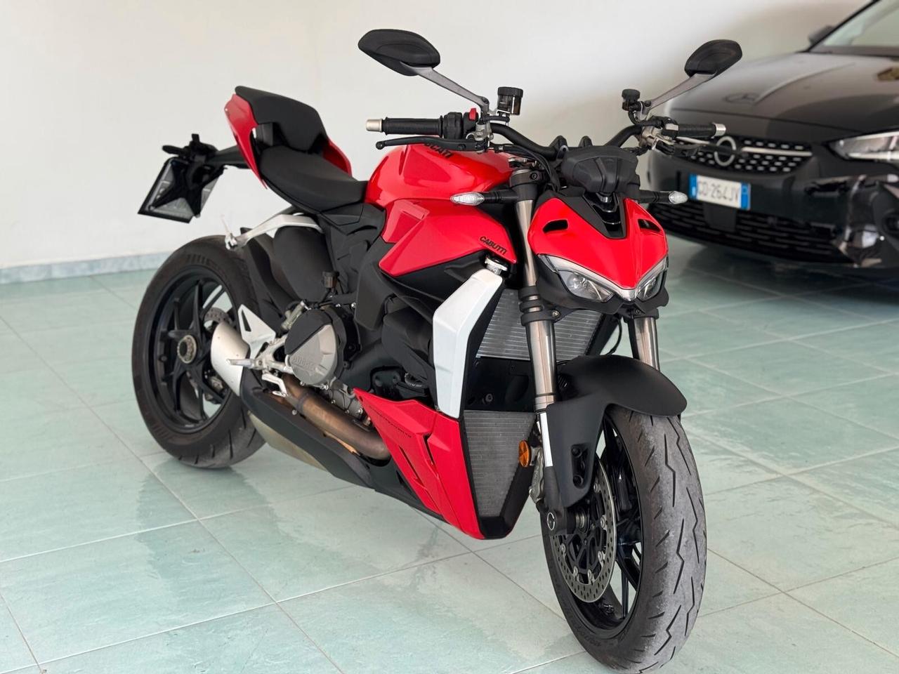 DUCATI STREETFIGHTER V2 - ANNO 2023 - SOLO 800 KM