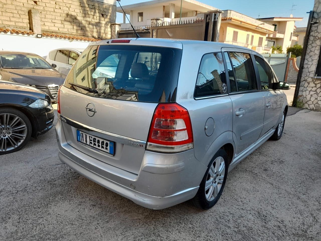 Opel Zafira 1.9 CDTI 150CV aut. Cosmo