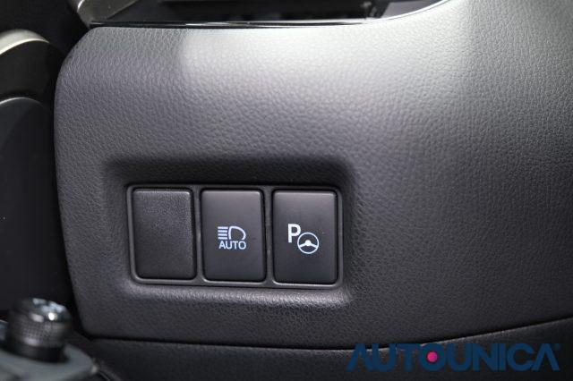TOYOTA C-HR 1.8 HYBRID E-CVT LOUNGE NEOPATENTATI FARI LED