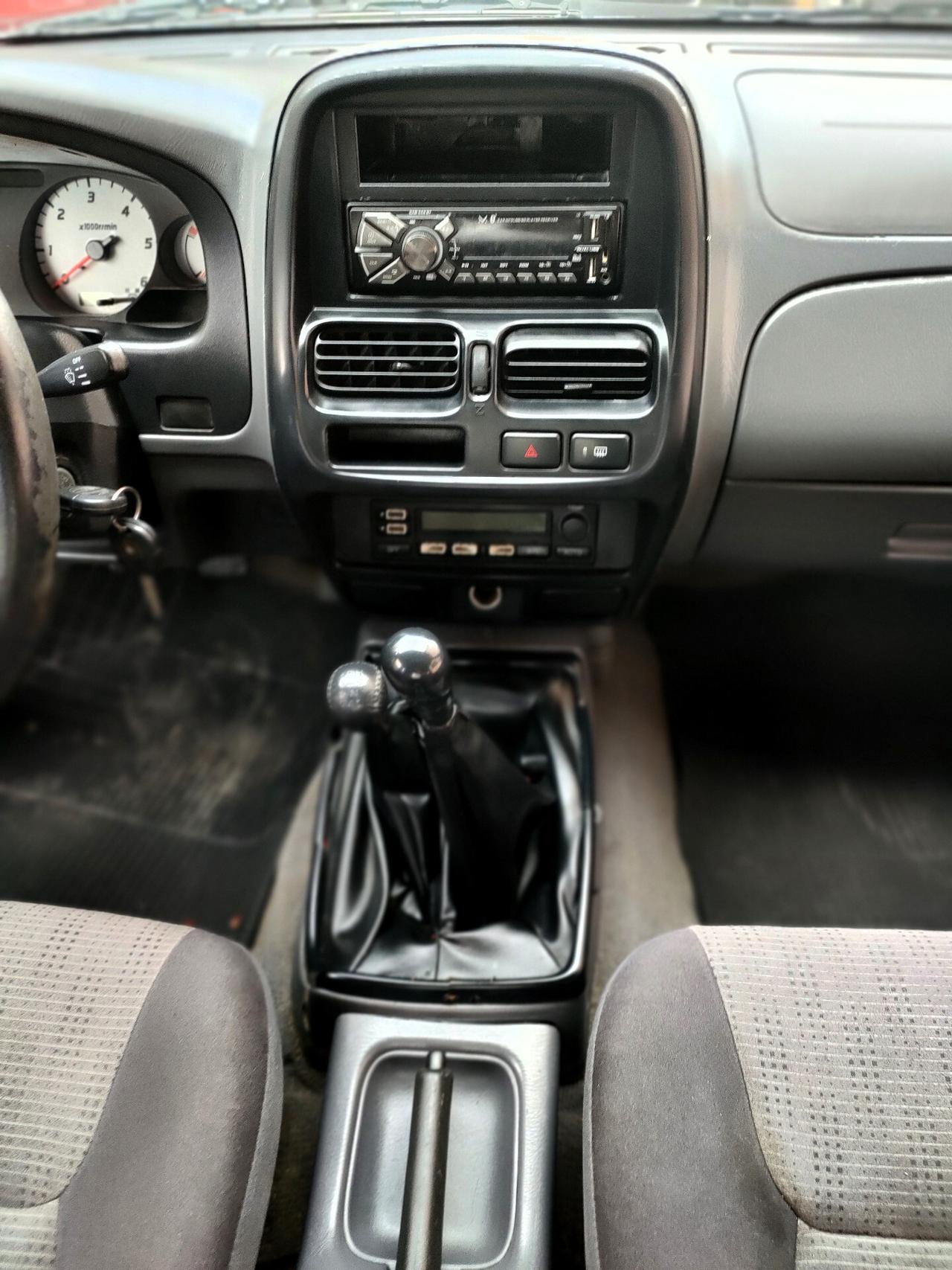 Nissan Navara 2.5 TD Double Cab