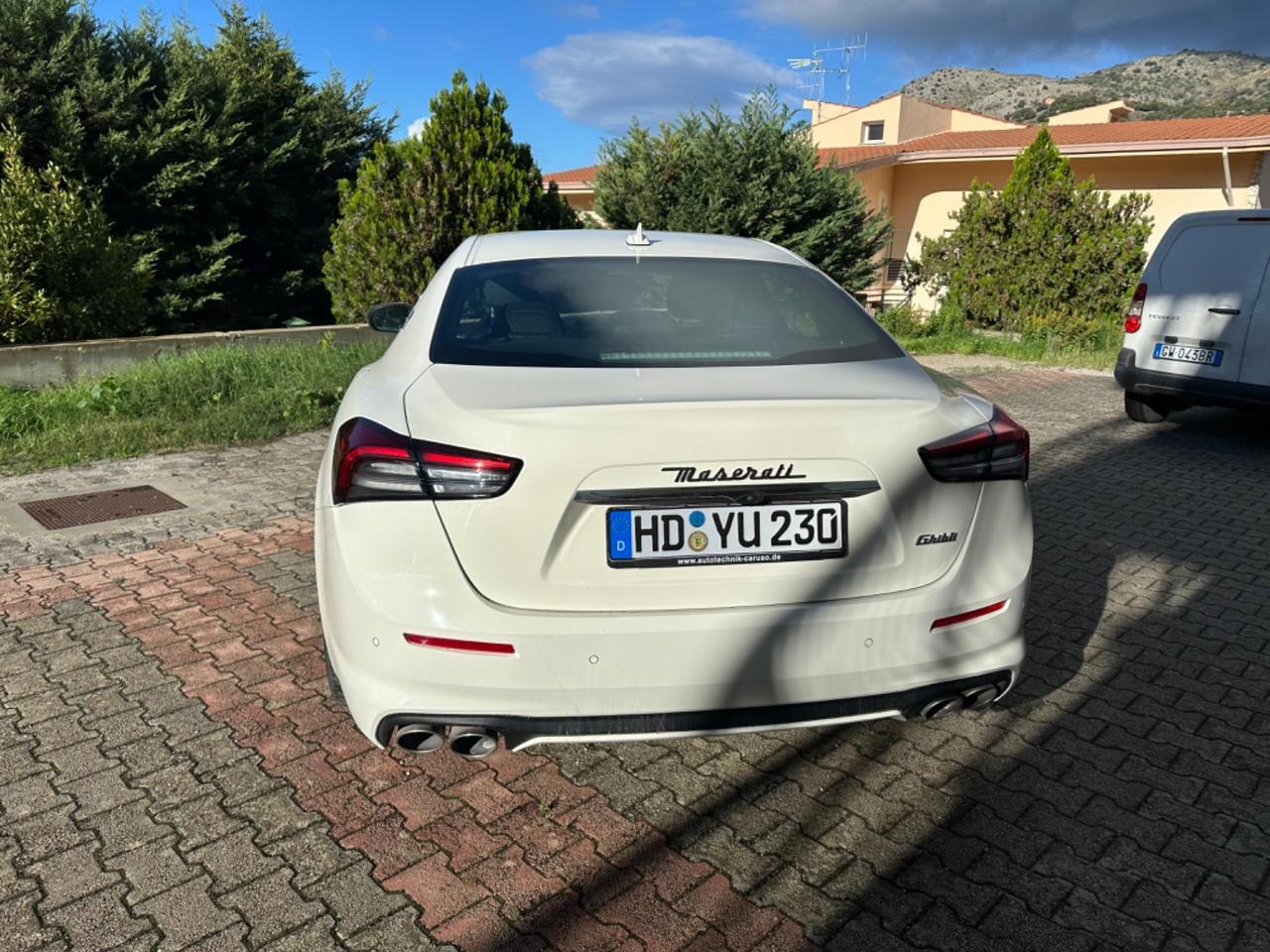 Maserati Ghibli 330 CV MHEV Executive