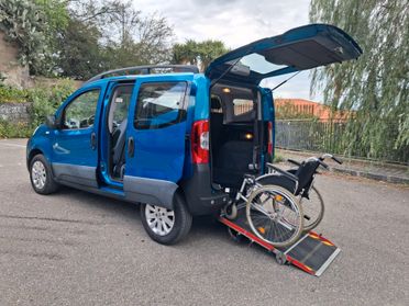 Peugeot Bipper Pianale ribassato con rampa disabili in carrozzina
