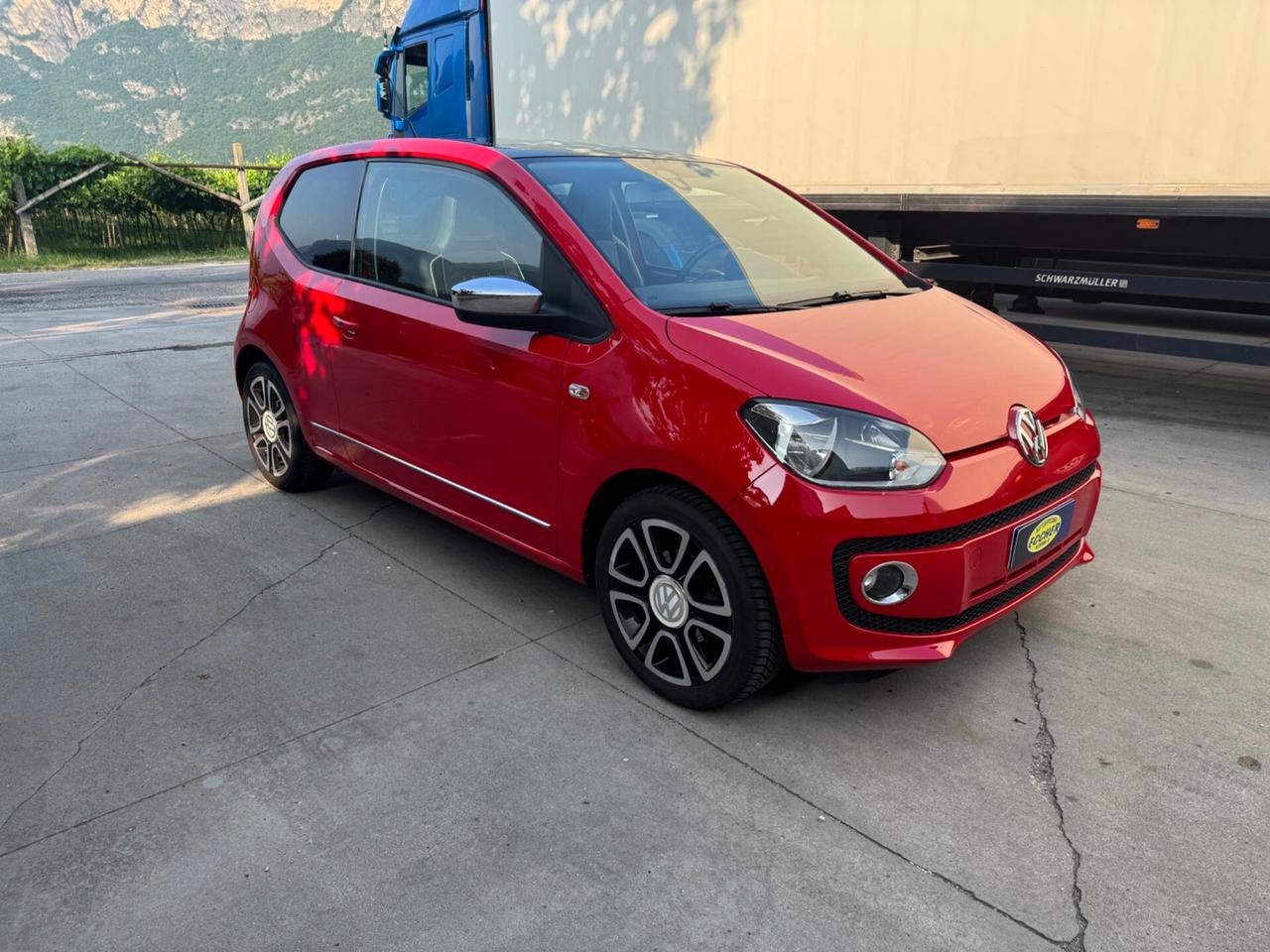 Volkswagen up! 1.0 75 CV 3p. high up! TETTO PANORAMICO
