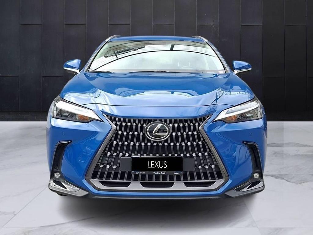 Lexus NX 2.5 Hybrid Premium 4WD e-CVT