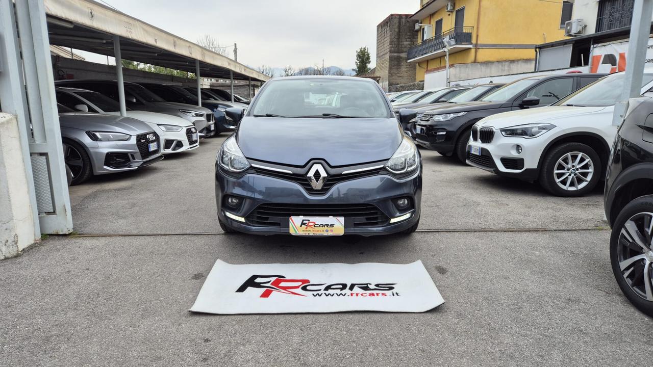 Renault Clio TCe 12V 90 CV GPL 5 porte Moschino Life