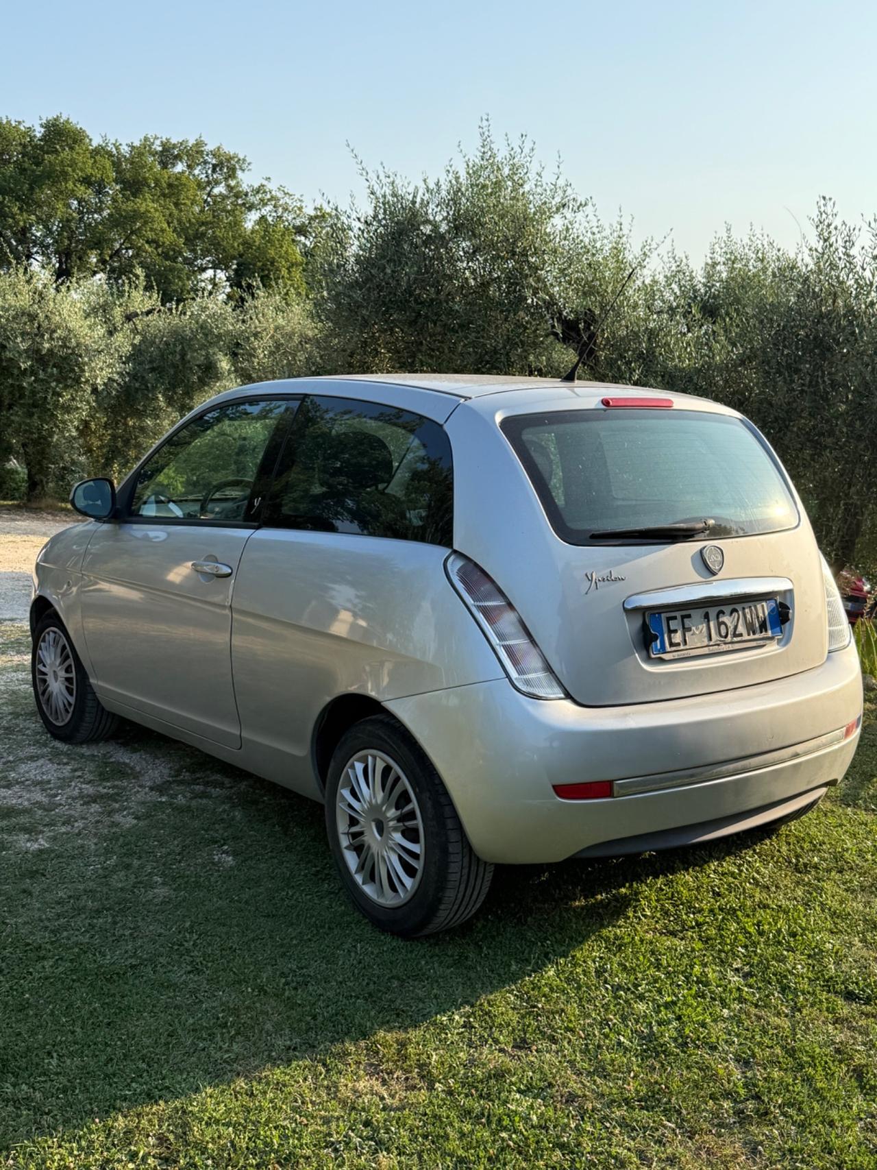 Lancia Ypsilon 1.2 69 CV Platinum