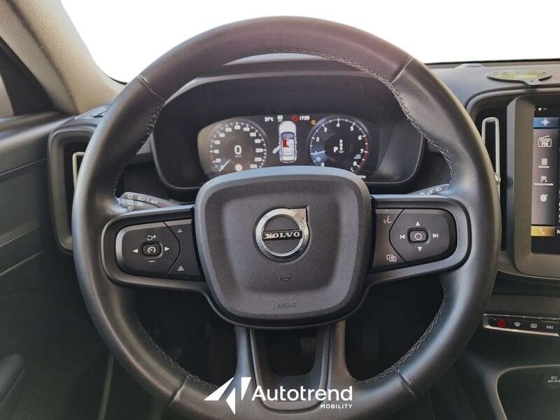Volvo XC40 T2 129 CV Automatico Core N1 Autocarro