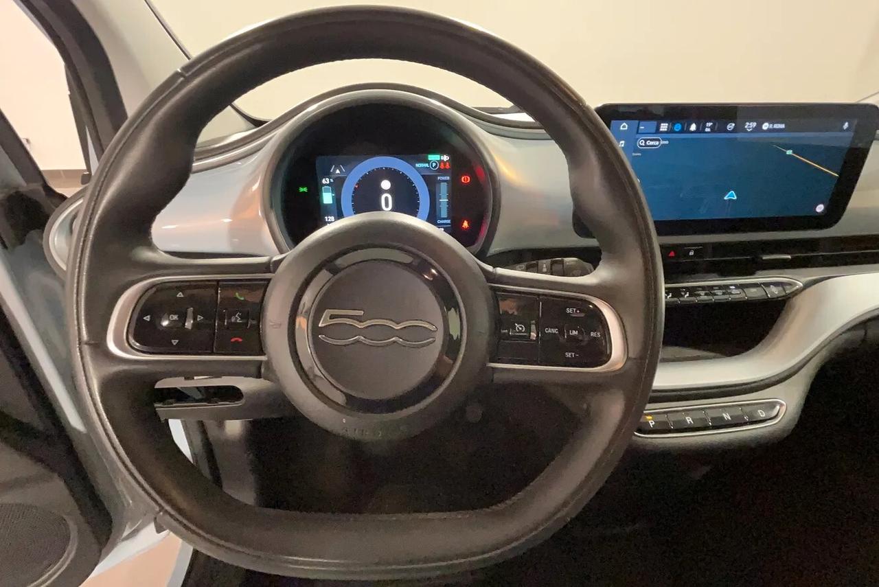 Fiat 500 500e Berlina 42 kWh Icon