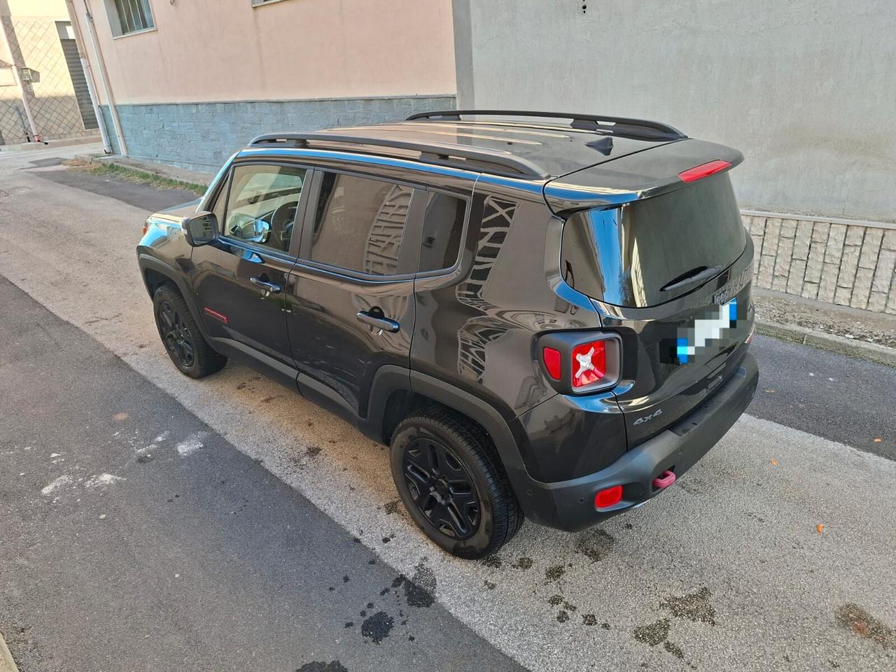 Jeep Renegade 2.0 Mjt 170CV 4WD Active Drive Low Trailhawk