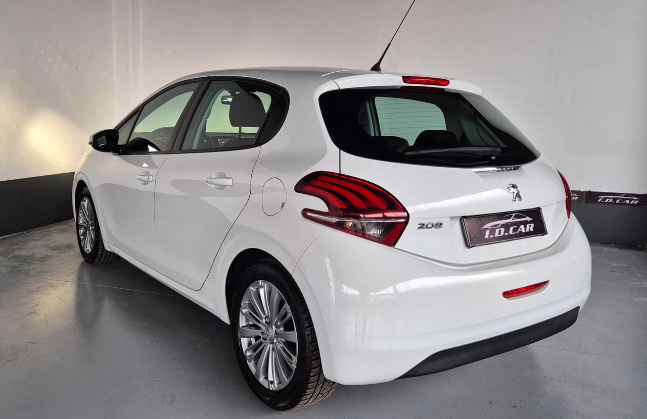 Peugeot 208 PureTech 82 5 porte Allure