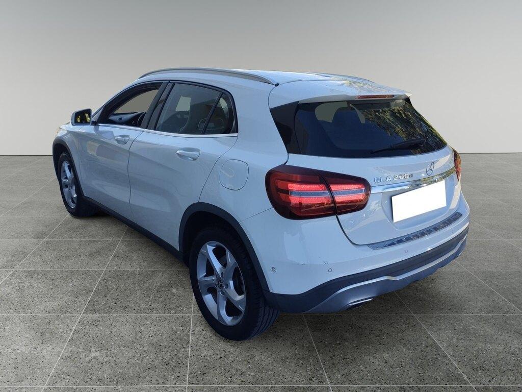 Mercedes GLA 200 200 D Sport 7G-DCT