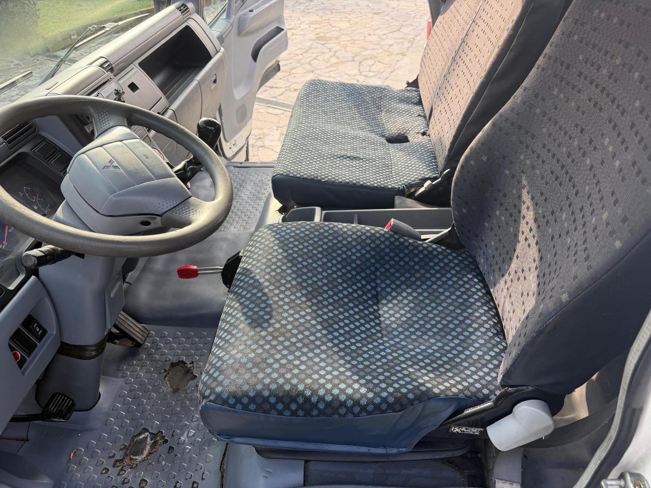 Mitsubishi Canter 3C15-25 3.0 TDI PC CABINATO COMF