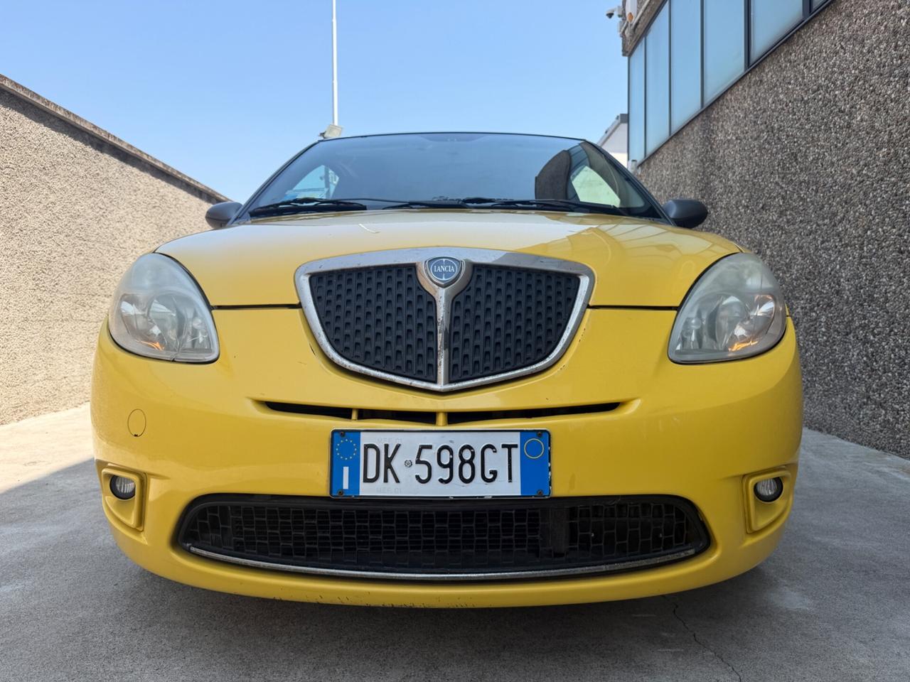 LANCIA YPSILON 1.3 MJT 90CV MOMO-DISIGN