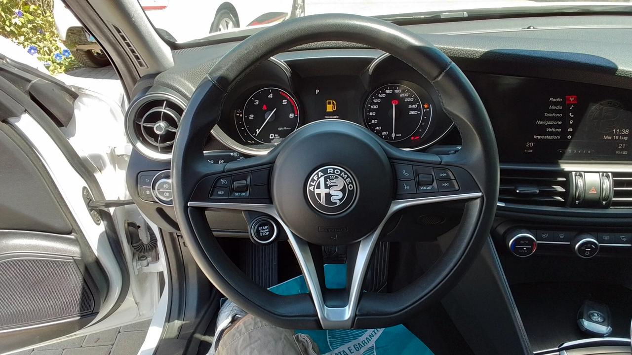 Alfa Romeo Giulia 2.2 150 CV Super
