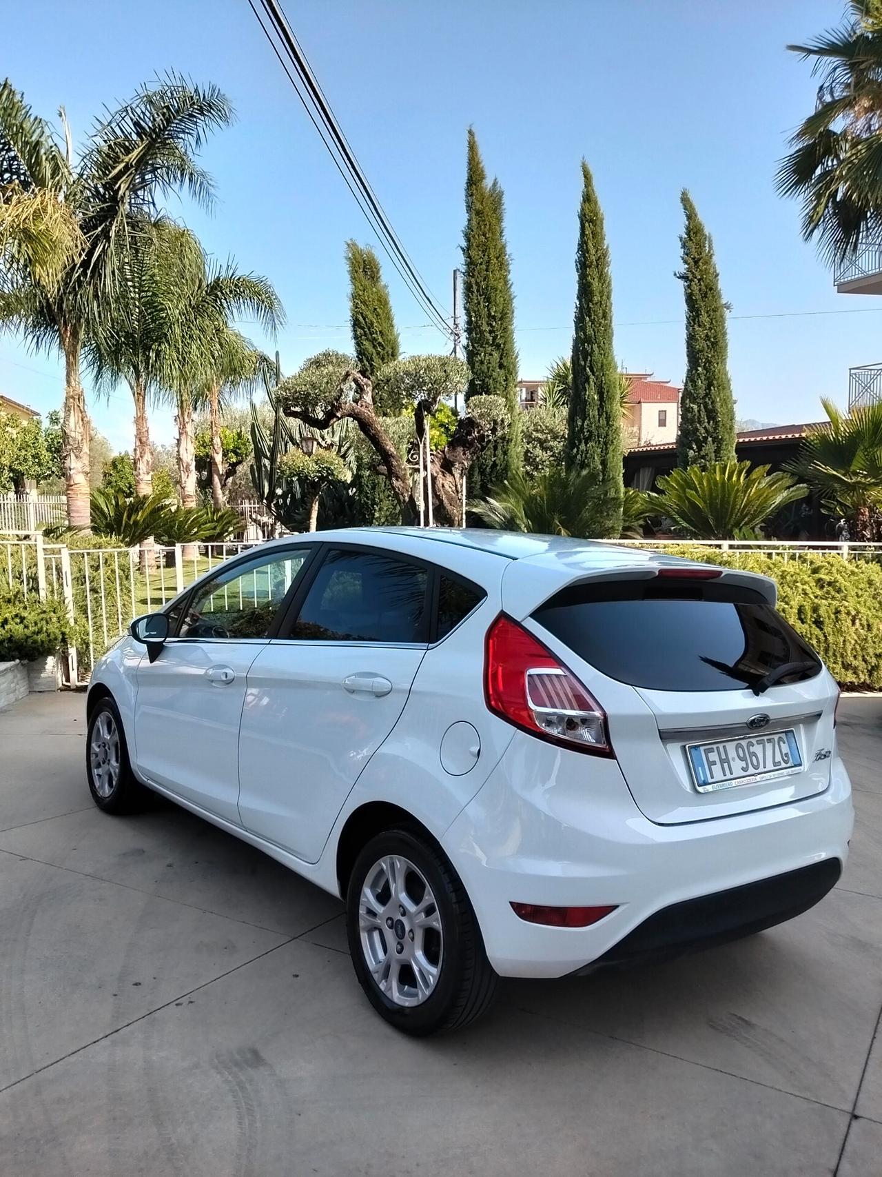Ford Fiesta 1.4 5p. Bz.- GPL Titanium