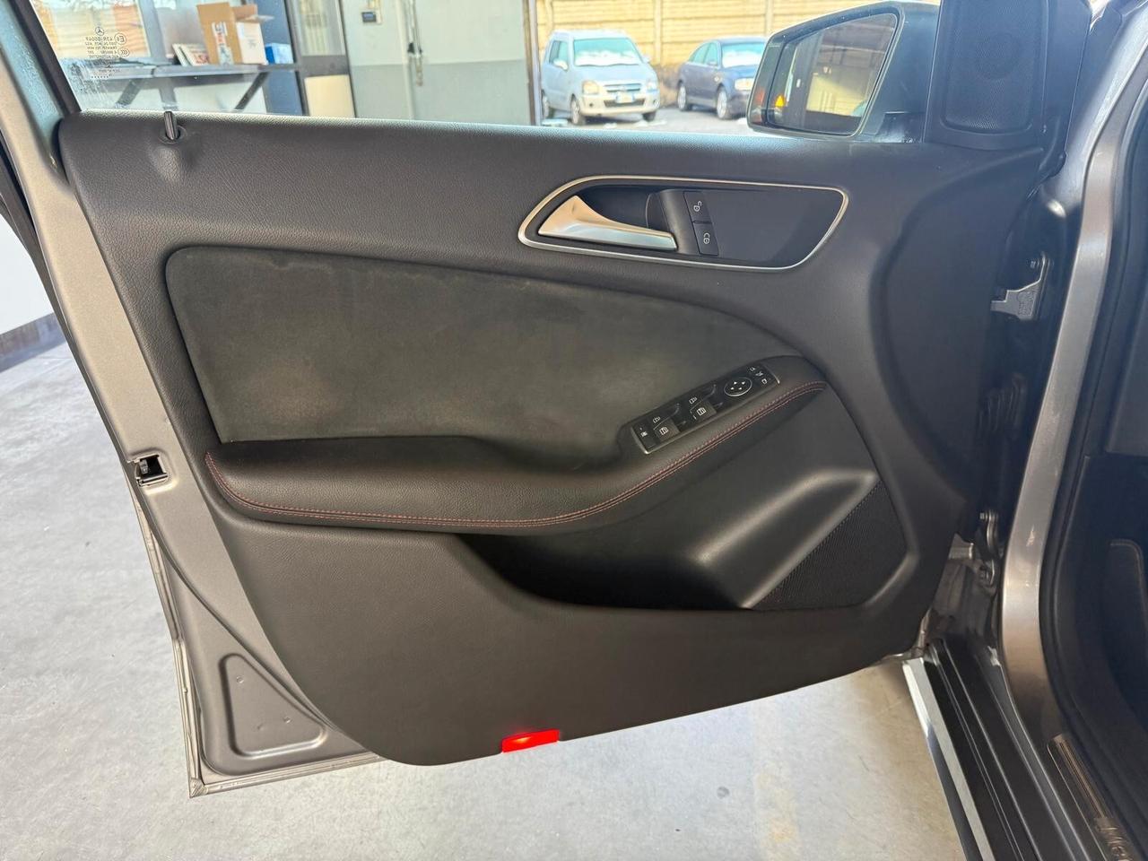 Mercedes-benz B 200 d Automatic Premium