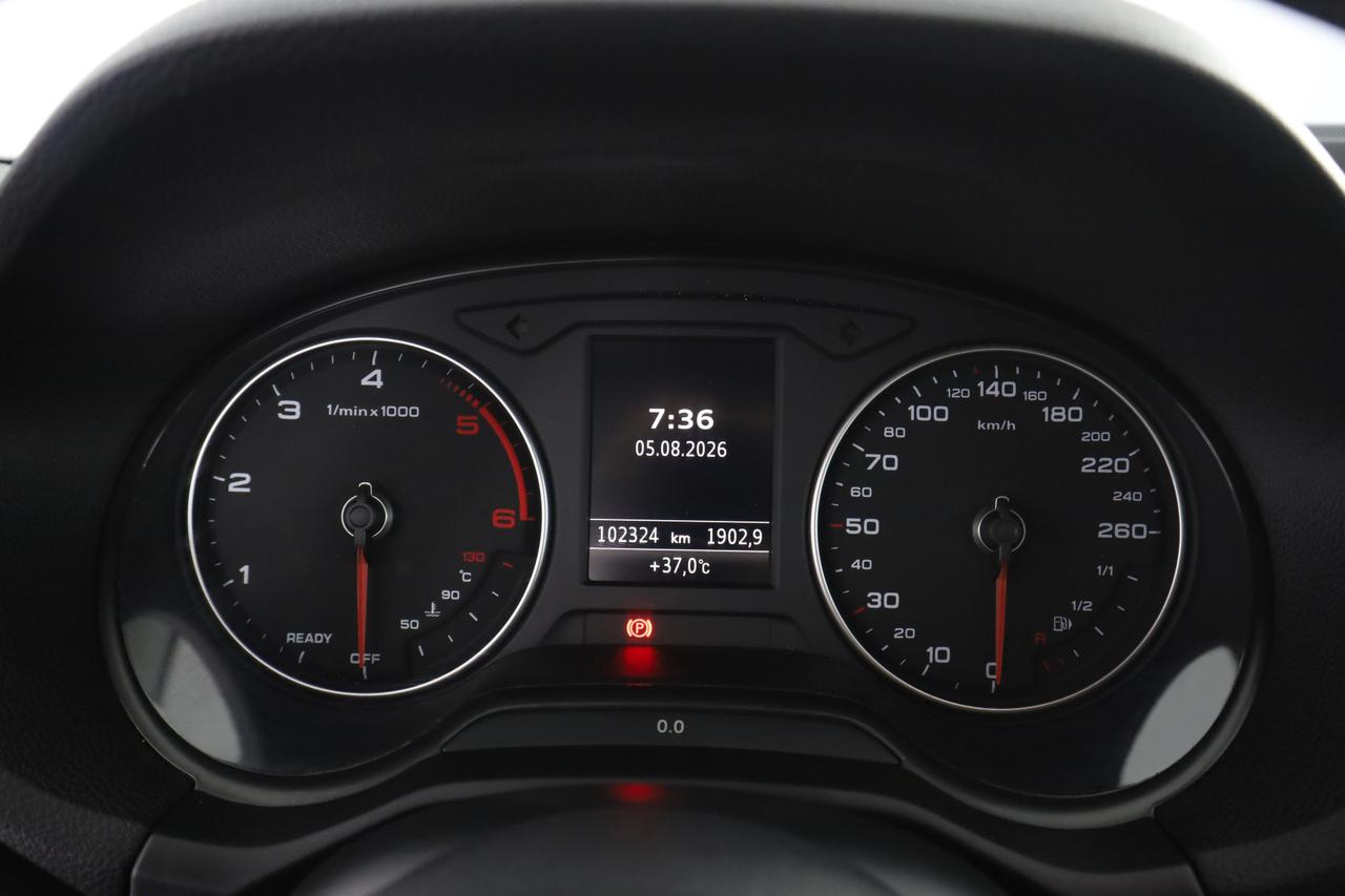 AUDI Q2 30 TDI S tronic Admired