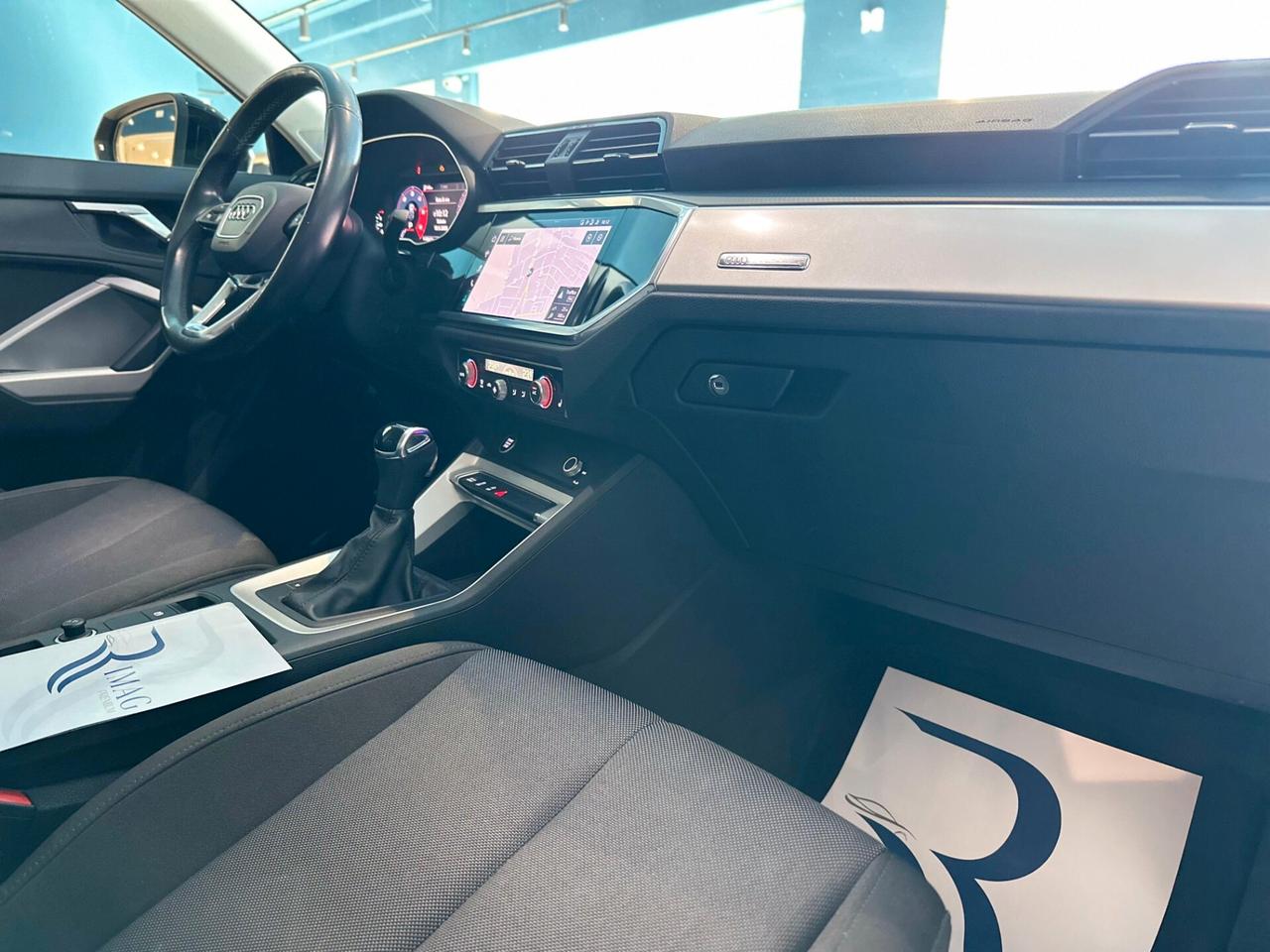 Audi Q3 35 TDI S tronic Business