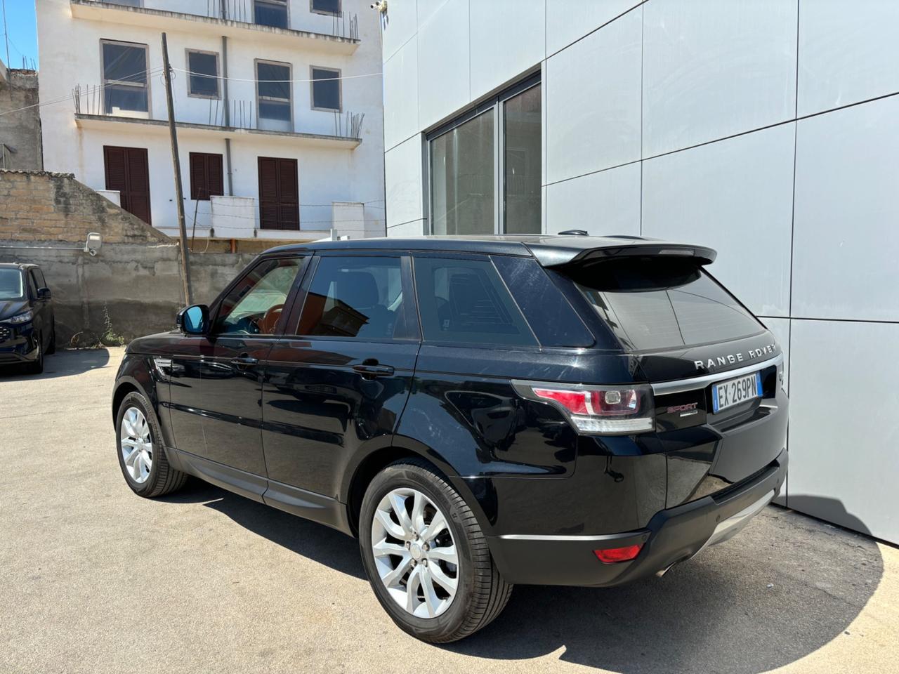 AUTO CONTO CLIENTE-Range Rover Sport 3.0 SDV6 HSE Dynamic- anno 2014-km165.000