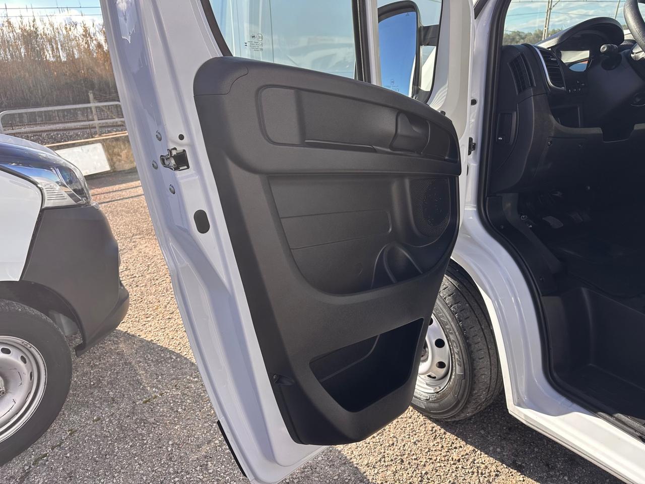 Fiat new model ducato 2.2 140 cv L3H2 2023 !!!