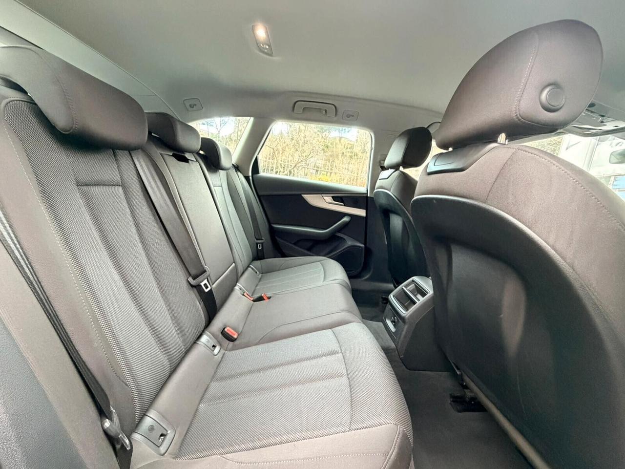 Audi A4 Avant 35 TDI/163 CV S tronic Business