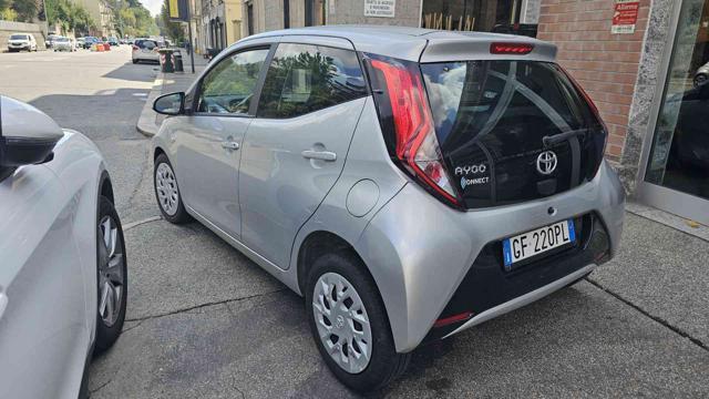 TOYOTA Aygo Connect 1.0 VVT-i 72 CV 5 porte x-play