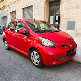 Toyota Aygo 1.4 turbodiesel 5 porte - 54CV