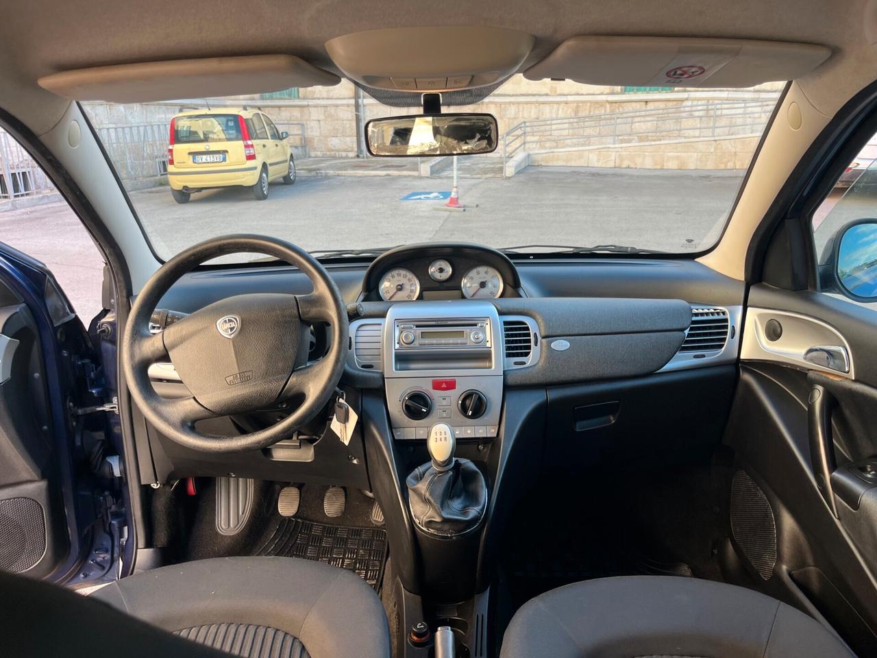 Lancia Ypsilon 1.2 Diva X Neo Patentati