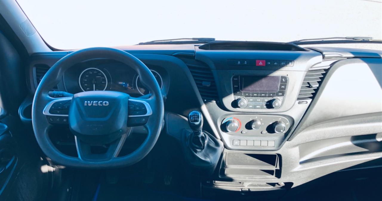 IVECO DAILY RIBALTABILE DOPPIA CABINA 7 POSTI