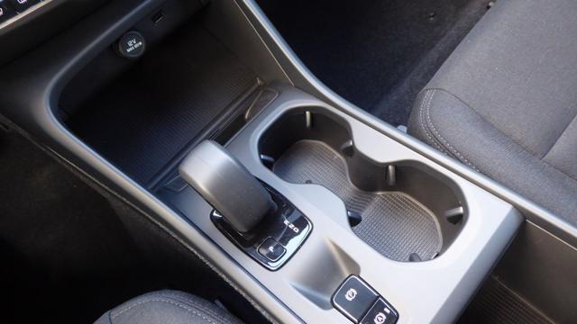 VOLVO XC40 T2 Geartronic Momentum N1 Autocarro