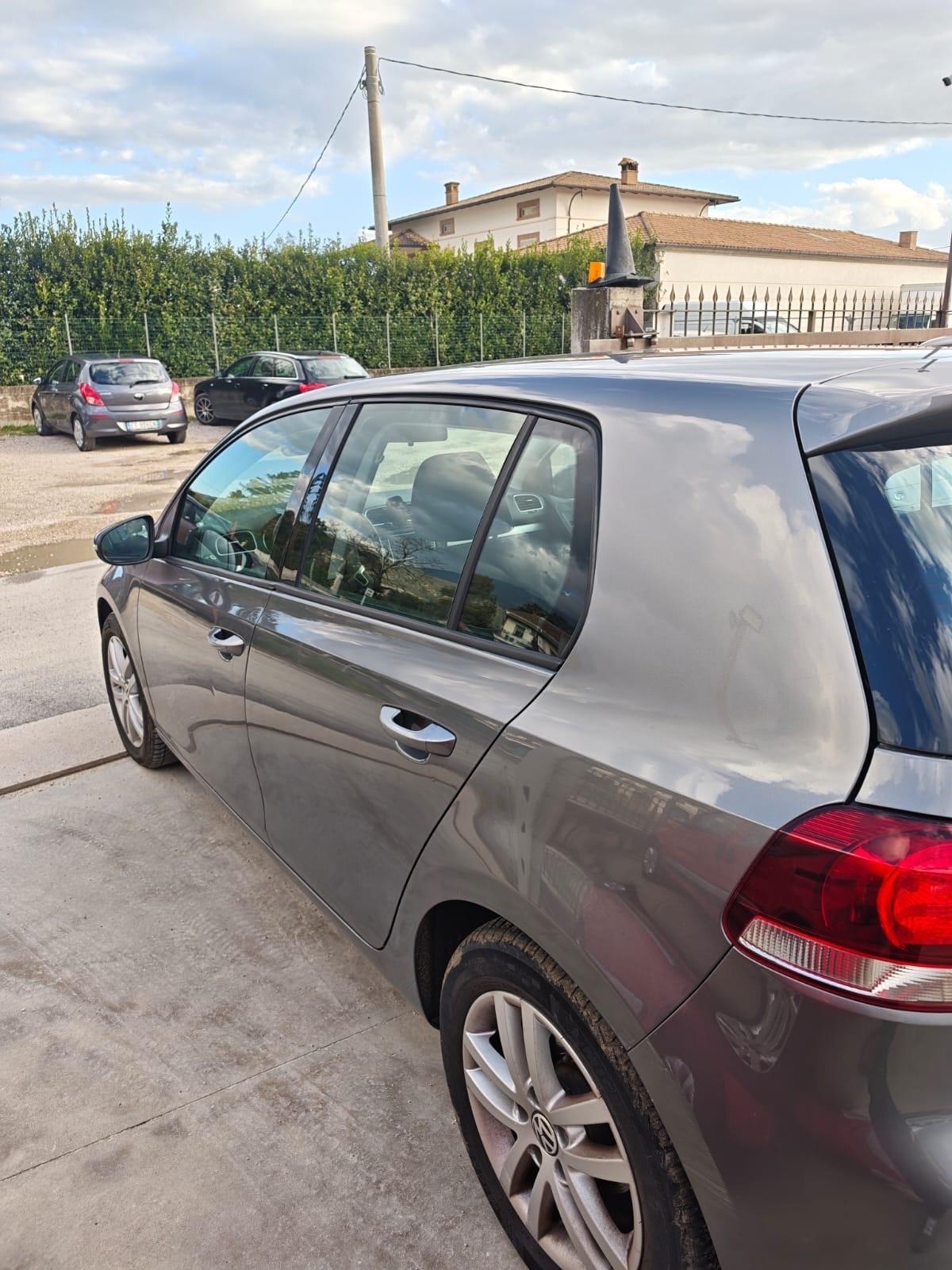 Volkswagen Golf 1.6 TDI DSG 5p. Comfortline