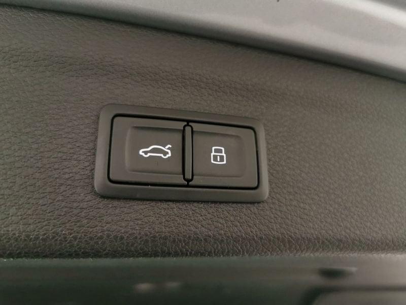 Audi Q3 35 2.0 tdi Business Advanced s-tronic