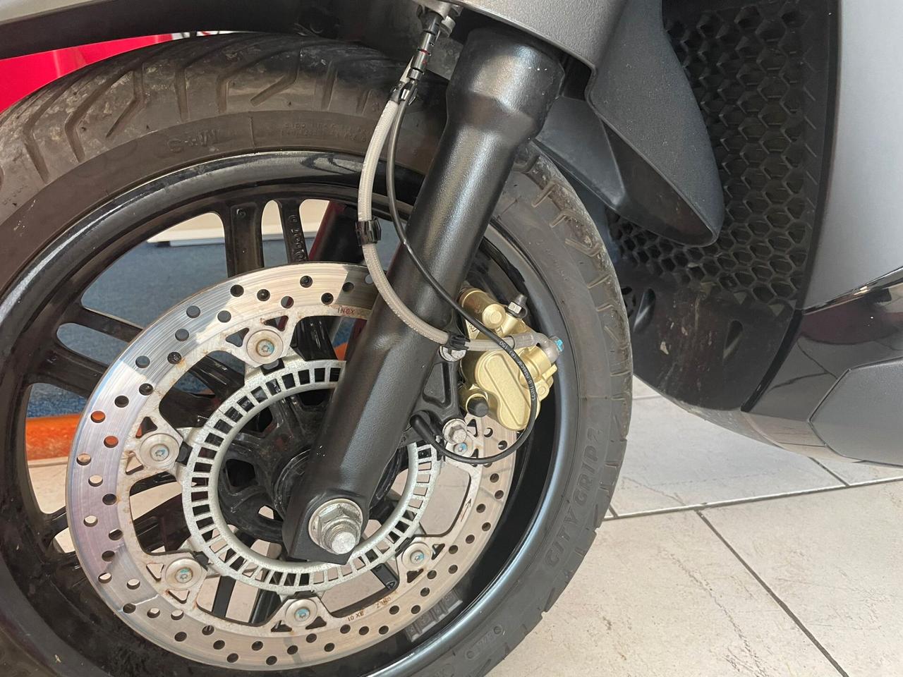 Piaggio Beverly 400 HPE