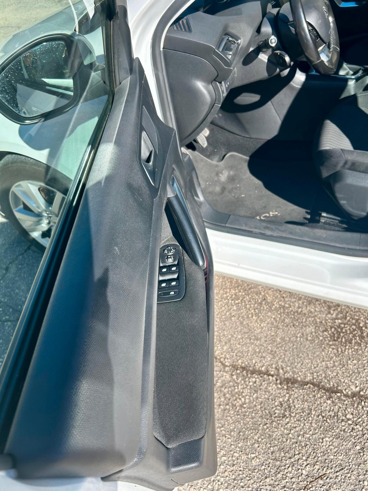 Peugeot 308 BlueHDi 150 S&S SW Allure