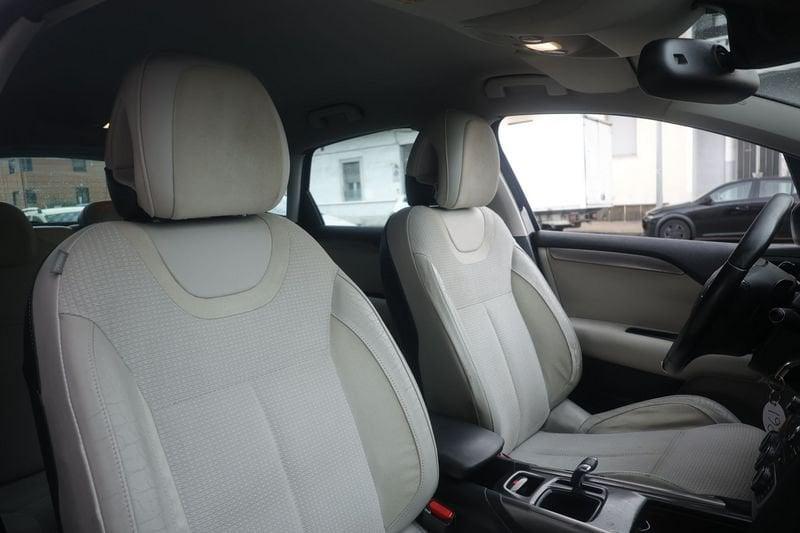 Citroën C4 Citroen C4 Grand Picasso 1.6 e-hdi airdream Exclusive 110cv cmp6 82KW ANNO 2010