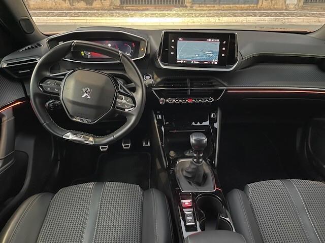 Peugeot 2008 PureTech 130 S&S GT