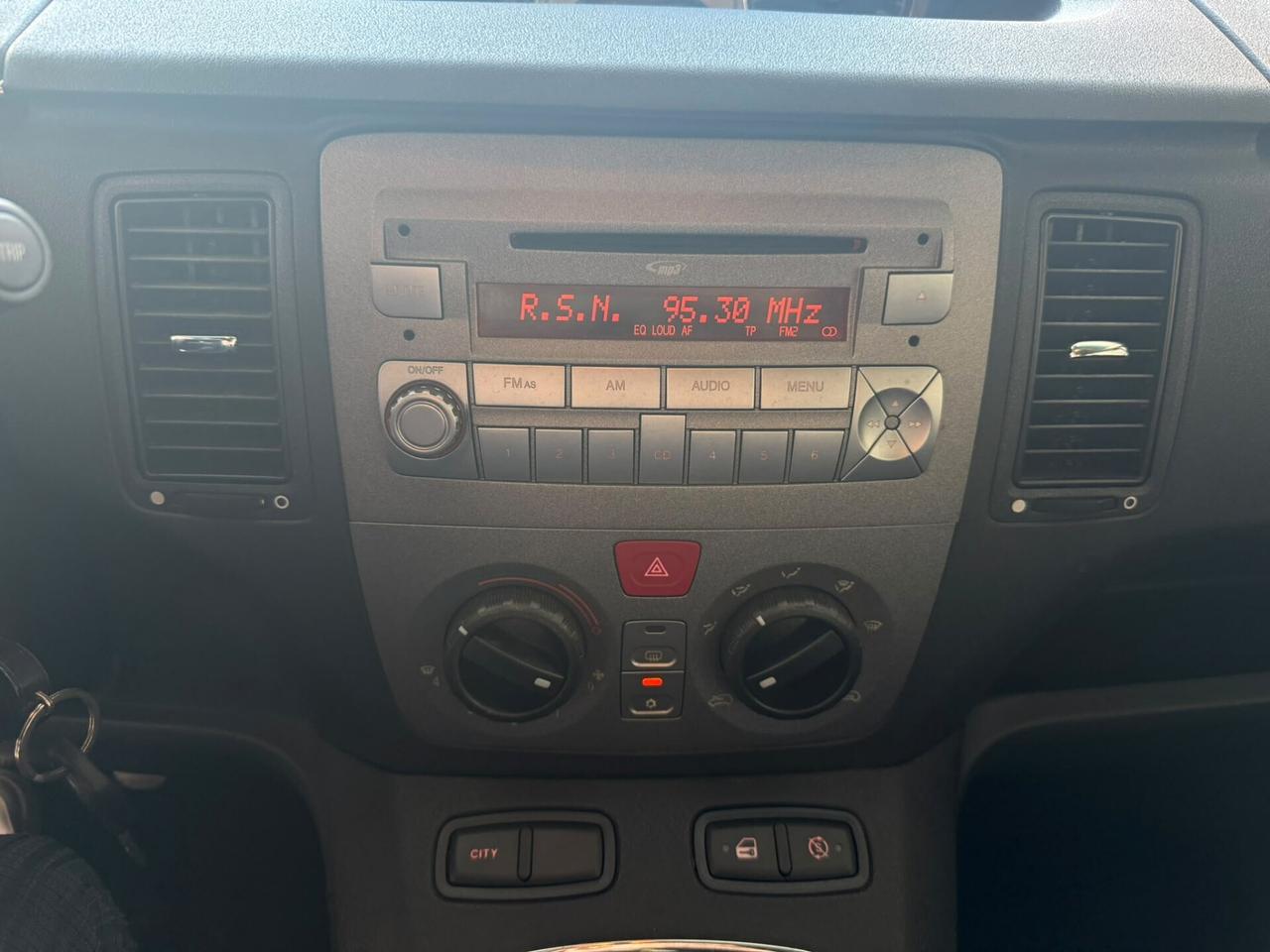 LANCIA MUSA 1.3 DIESEL 2010