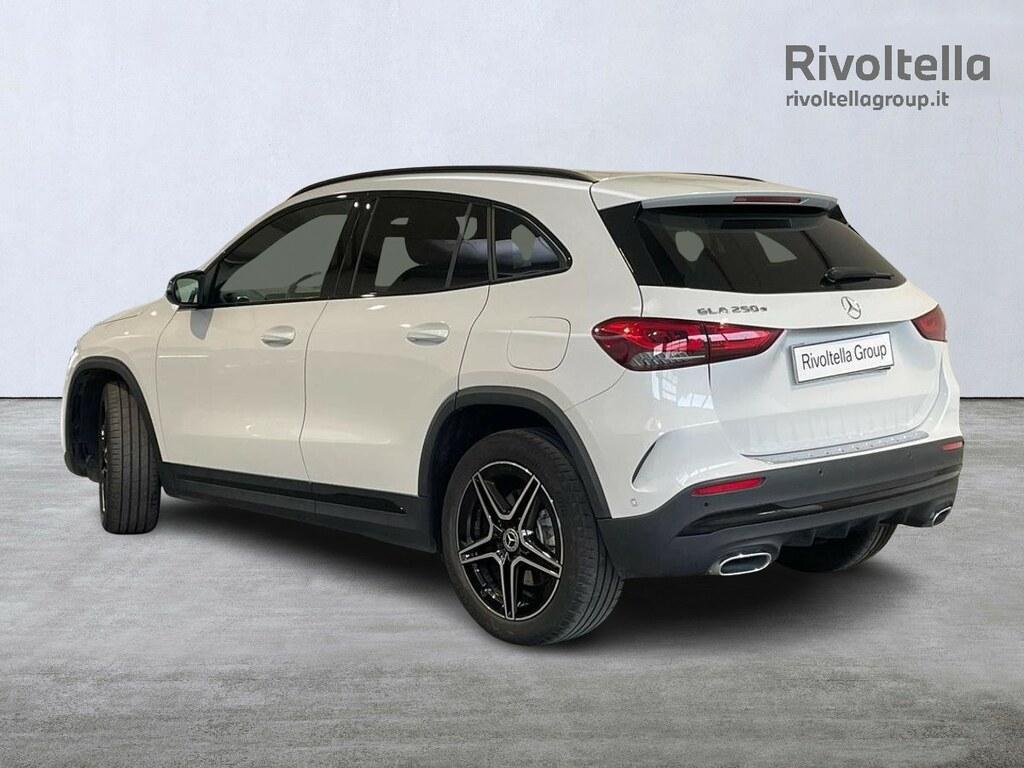 Mercedes GLA 250 250 EQ-POWER Premium Speedshift DCT AMG 8G