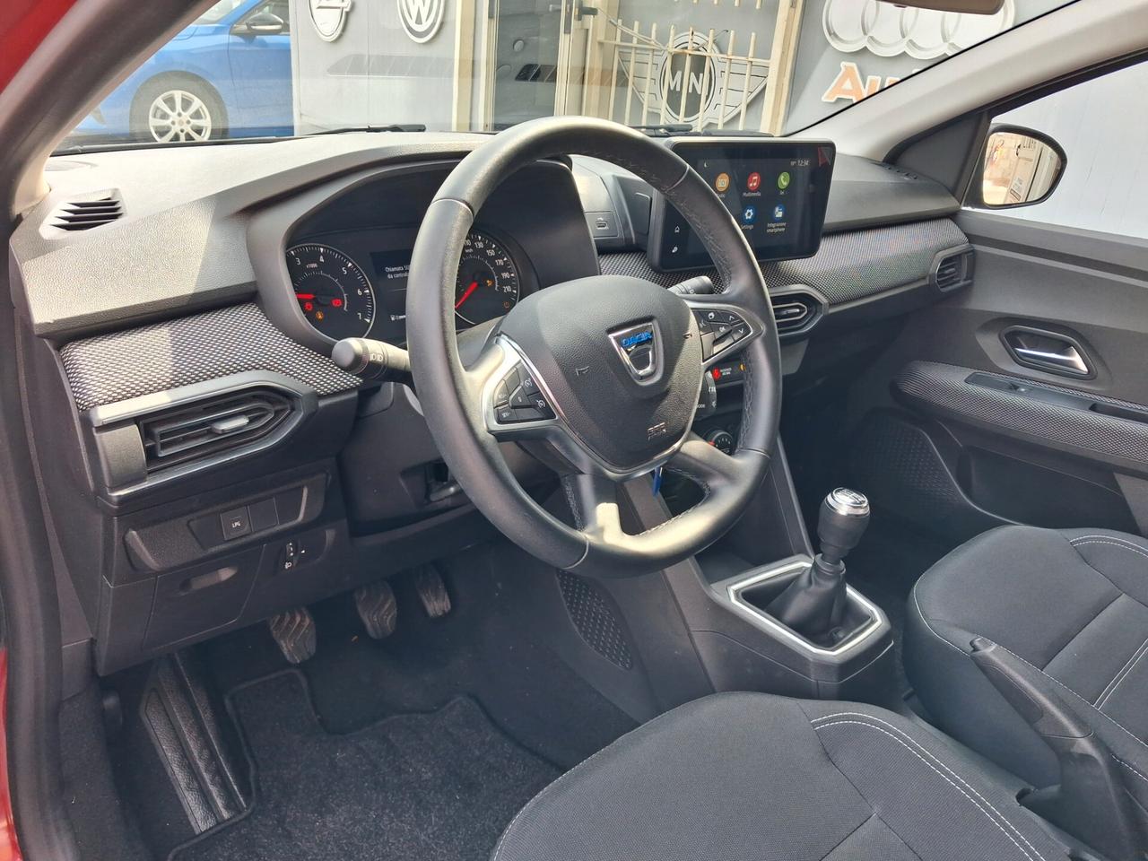 Dacia Sandero 1.0 TUBRBO 101 C.V. GPL CASA MADRE SOLI KM 26805. NAVIGATORE FARI FULL LED RETROCAMERA