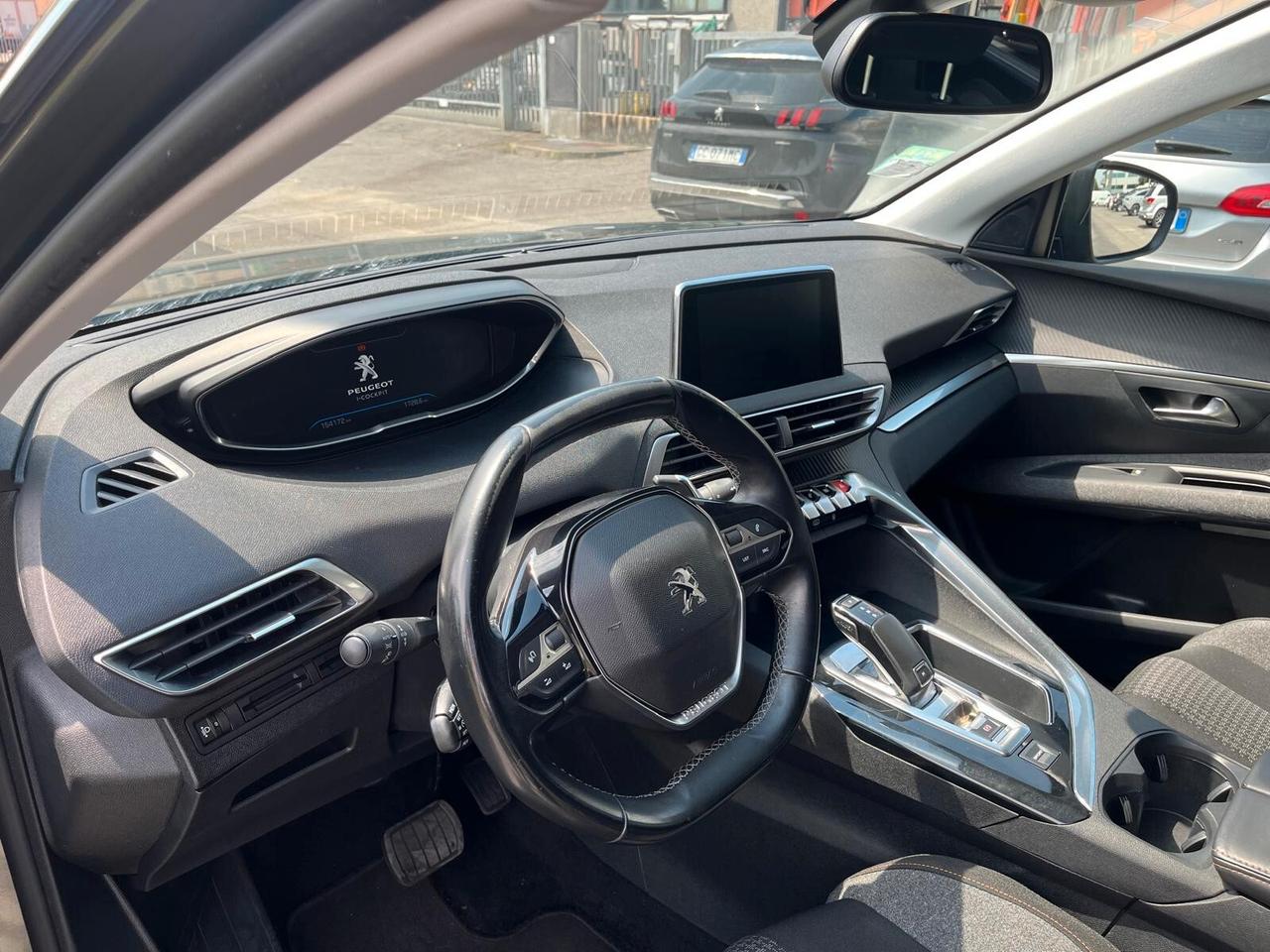 Peugeot 5008 BlueHDi 120 S&S EAT6 Business