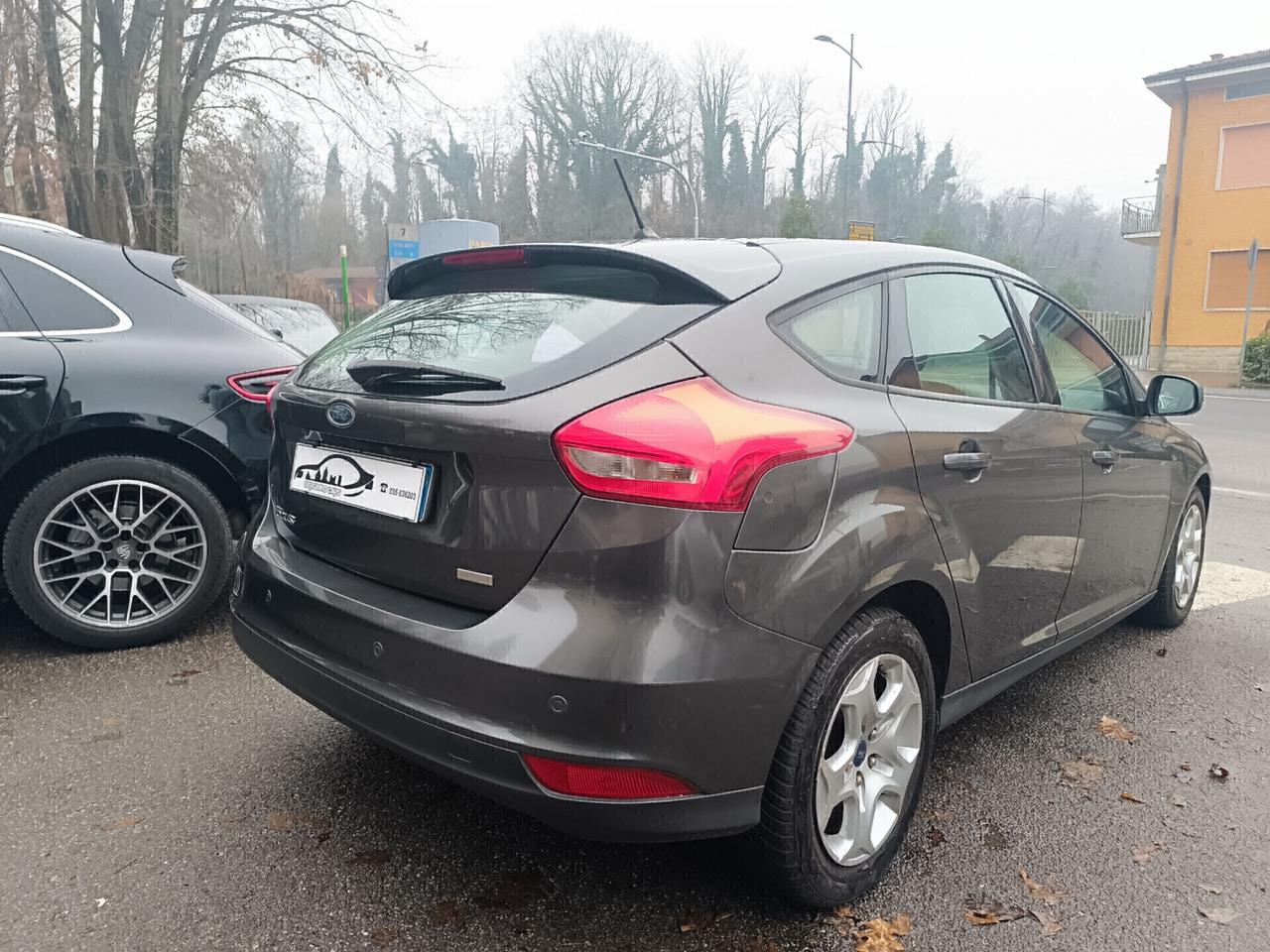Ford Focus 1.0 DISTRIBUZIONE NUOVA, NAVIGATORE