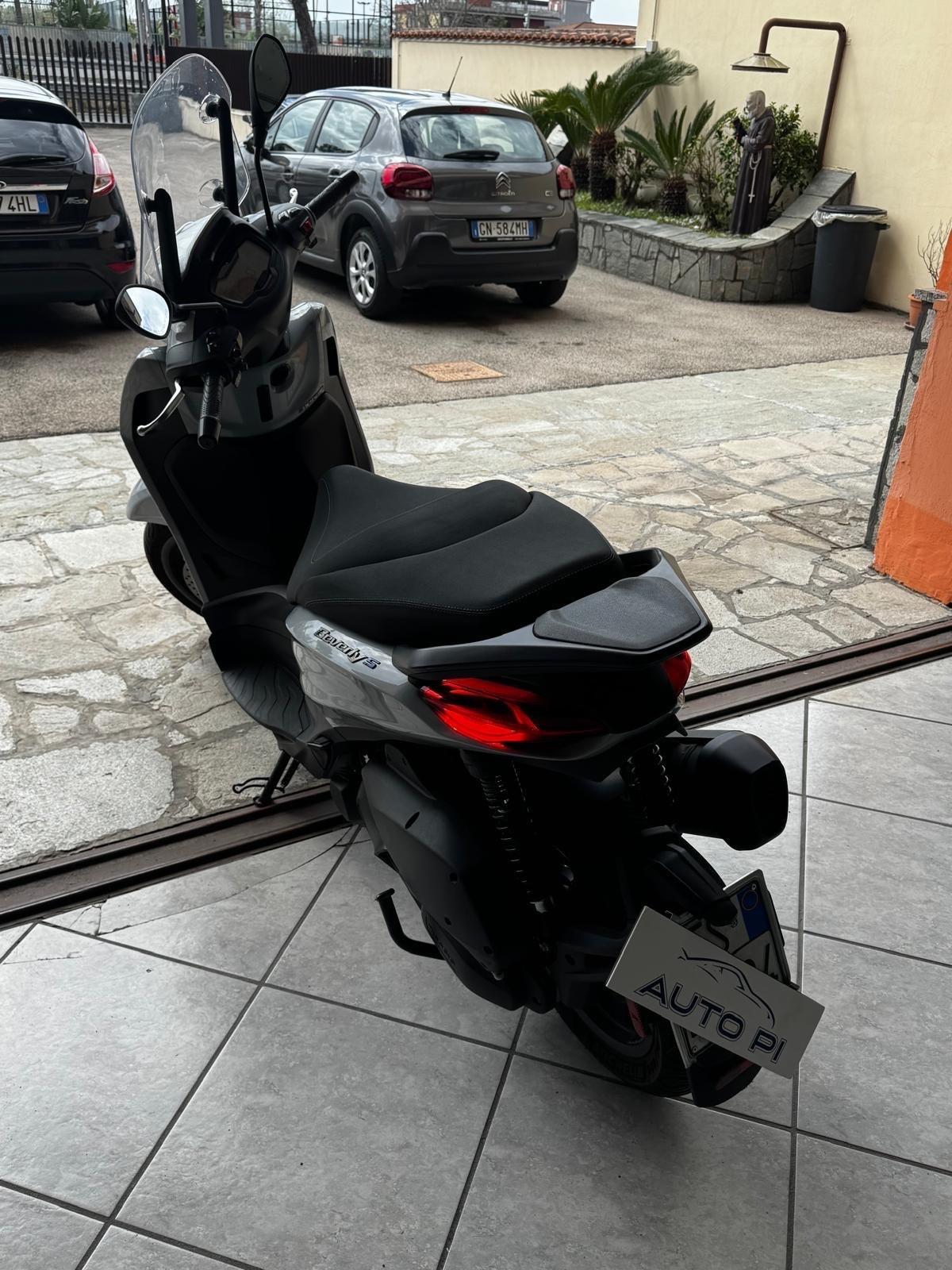 Piaggio Beverly 310 Sport