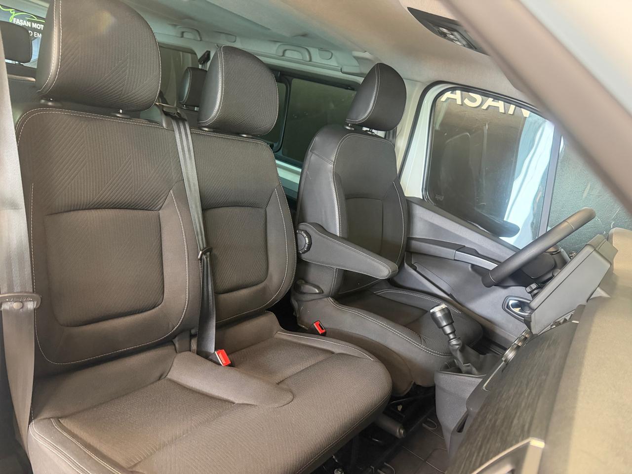 RENAULT Trafic 2.0 blue dci 110cv L2 Authentic