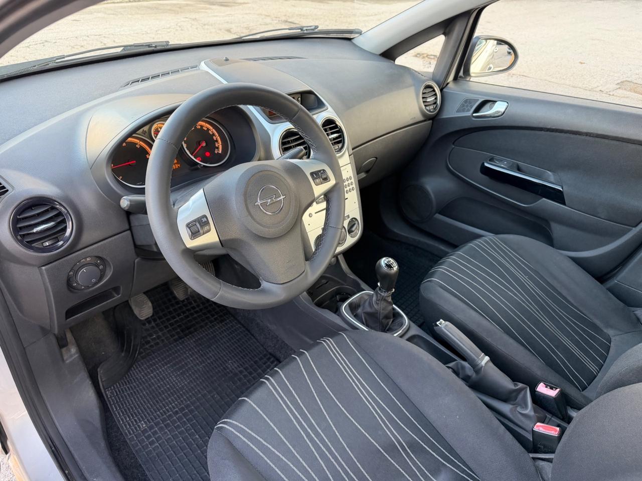 Opel Corsa 1.3 CDTI 75 cv 2009