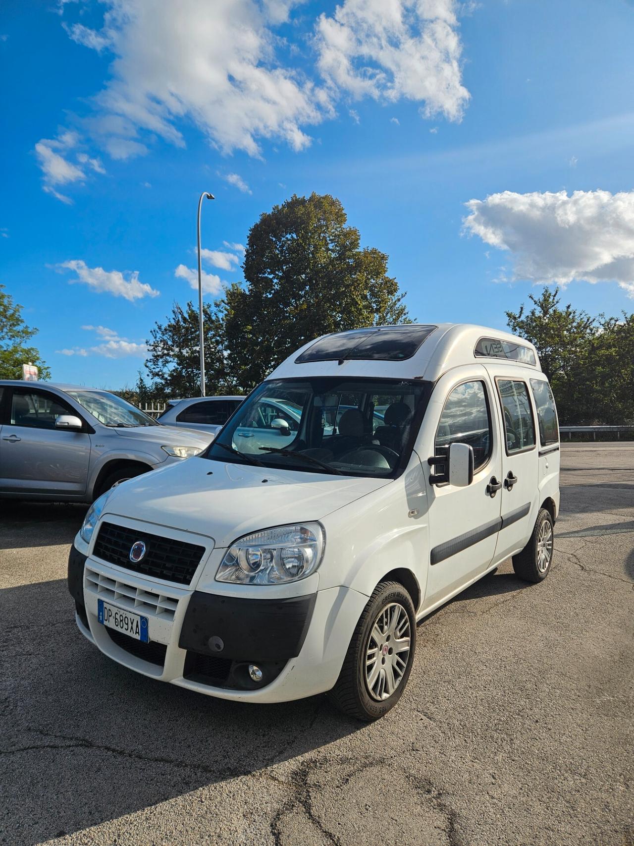 Fiat Doblò 1.9 MJT 120 CV tetto alto con pedana per trasporto disabili