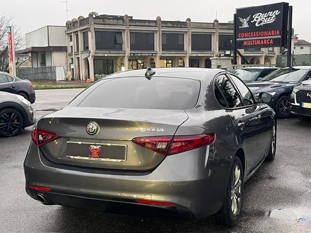 Alfa Romeo Giulia 2.2 Turbodiesel 160 CV AT8 Sprint