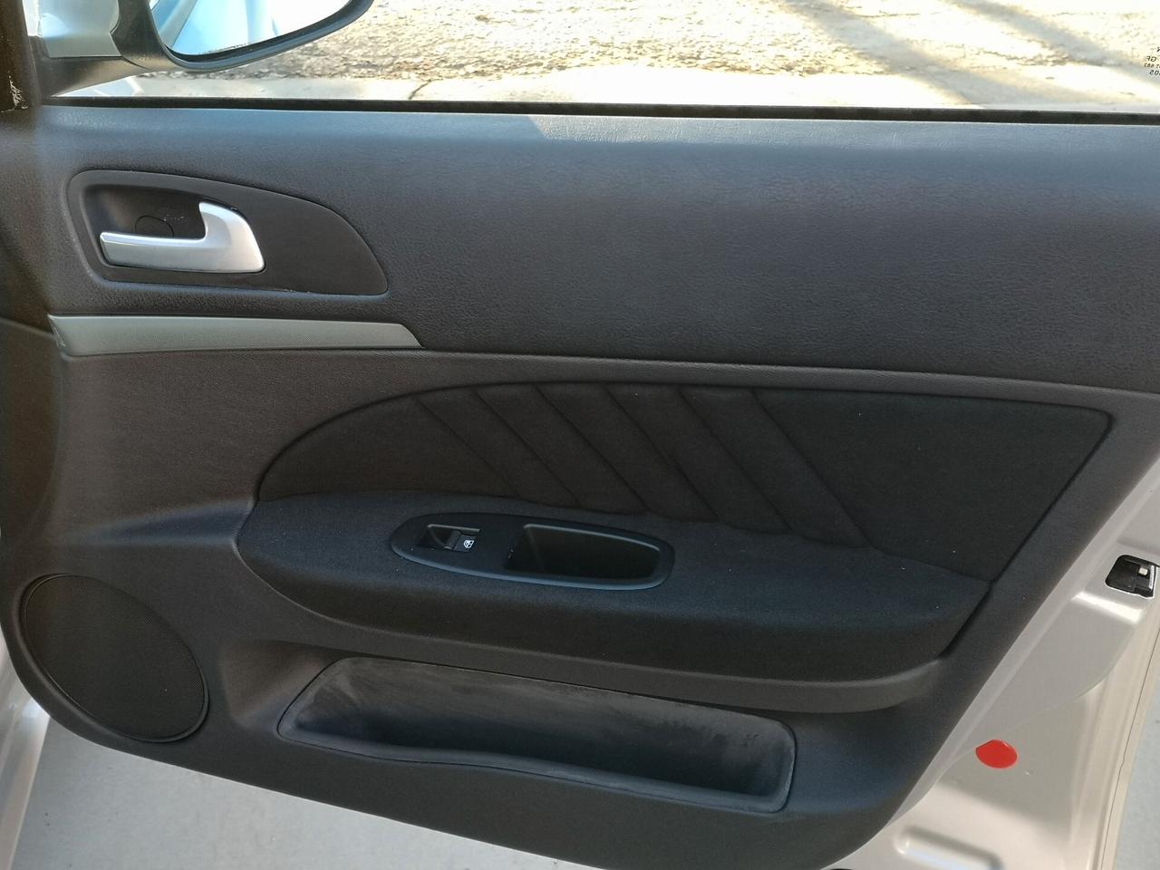 Alfa Romeo 159 2.0 JTDm Distinctive