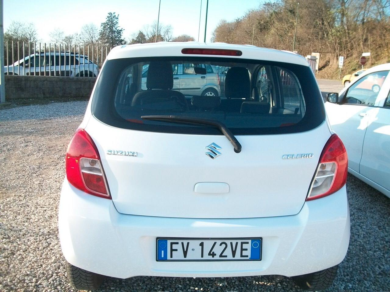 Suzuki Celerio 1.0 Easy CC 1000 EURO 06 BENZINA SI NUOVI PATENTATI KM 85518 05 PORTE GARANZIA UN ANNO IMMAT 30/07/2018 COLOR BIANCA