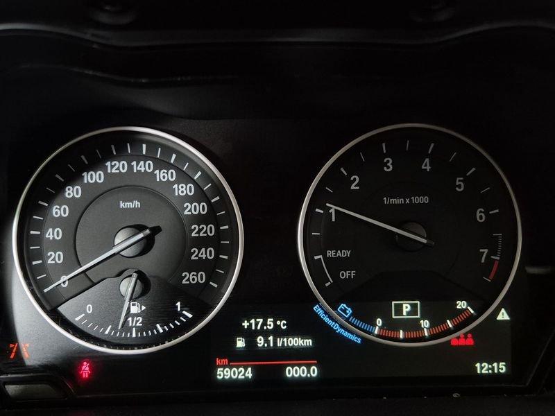 BMW Serie 2 Active Tourer Serie 2 F45 2014 Active Tourer 220i Active Tourer Advantage auto my15