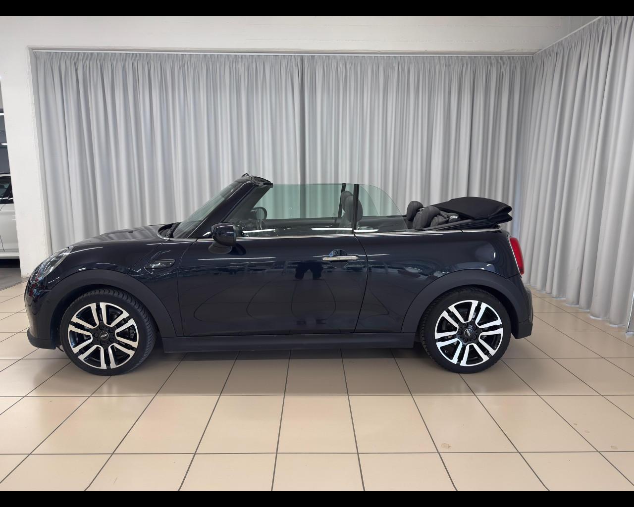 MINI Mini Cabrio (F57) - Mini 1.5 Cooper Classic Cabrio